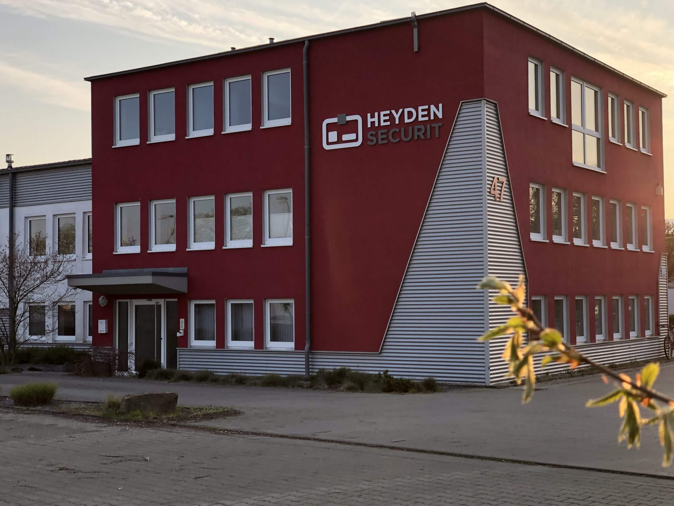 Heyden-Firmengebaeude-Fruehling-2019-7
