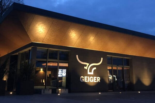 Fleischerei Geiger Gebäude Headerbild