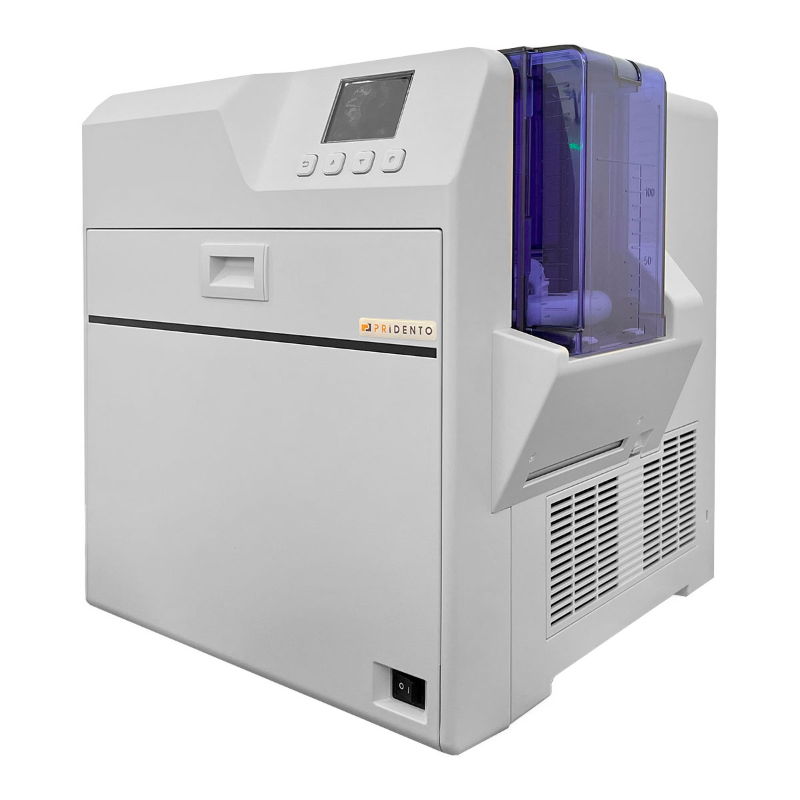 Pridento K65 Retransfer-Kartendrucker Seitenansicht Kartenschacht